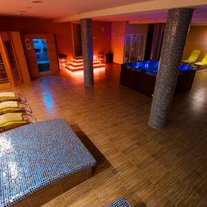 Bojnice: Relaxační pobyt ve Wellness Penzionu Maxim *** s polopenzí, vířivkou a saunami + sleva na masáže