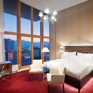 Liberec: Pytloun City Boutique Hotel **** s privátním wellness, romantickou večeří s vínem i relaxační masáží