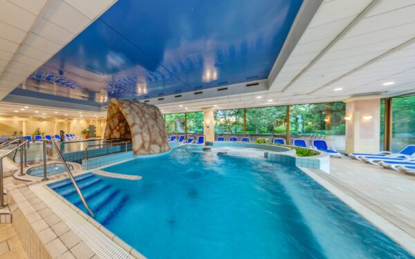 Budapešť: Luxus v Ensana Thermal Margaret Island **** s termálním wellness neomezeně a polopenzí + děti zdarma