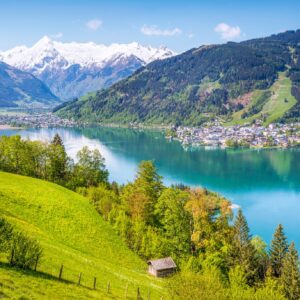 Zell am See u jezera v luxusním Hotelu Grüner Baum **** s wellness, polopenzí a proseccem + slevová karta