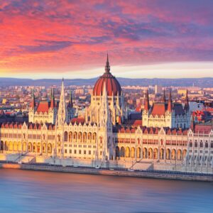 Pobyt v centru Budapešti a jen 5 minut od vlakového nádraží v City Hotelu Ring *** se snídaněmi + dítě zdarma