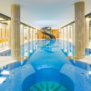 Luhačovice v centru: ALEXANDRIA Hotel **** s neomezeným wellness, až 5 léčebnými procedurami a polopenzí