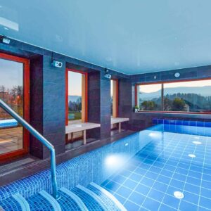 Jeseníky: Hotel Slunný dvůr *** s chutnou polopenzí, vstupem do wellness centra každý den + sleva na masáž