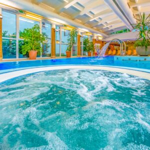 Harkány 350 m od termálů: Dráva Hotel Thermal Resort **** s neomezeným wellness a saunovým světem + polopenze