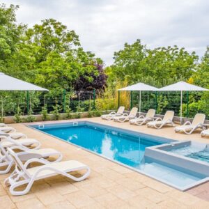Pobyt u Balatonu v Kistücsök Food & Room **** se snídaněmi formou bufetu, venkovním bazénem, saunou a fitness