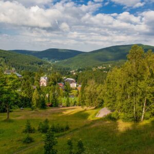 Krkonoše: Pobyt přímo ve Špindlerově Mlýně v Hotelu Horní Pramen **+ s polopenzí a privátní saunou