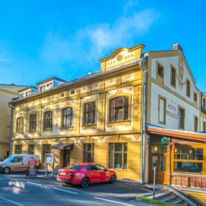 Jeseníky: Zlaté Hory v Hotelu Praděd Thamm *** s neomezeným wellness (bazén, vířivka, sauny) a polopenzí