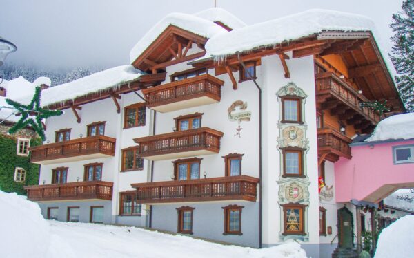 Rakouské Alpy hned u 5 ski areálů: Hotel Margarethenbad **** s polopenzí, neomezeným wellness a sáňkováním