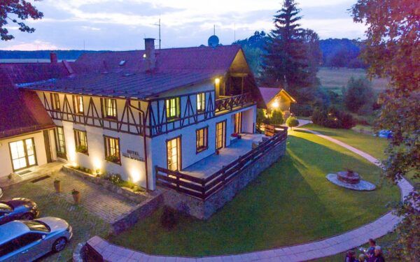 Mariánské Lázně: Gurmánský pobyt ve 3* boutique Ville Rozmarýn s degustační večeří, snídaněmi a wellness