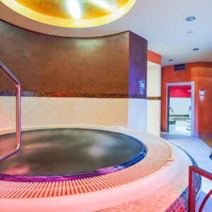 Trenčín: Luxusní pobyt v Hotelu Magnus **** s polopenzí, bohatým wellness a dezertem + 50% sleva na masáž