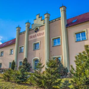 Jižní Morava u Vyškova: Hotel Allvet *** v bývalém letohrádku s polopenzí, privátním wellness a řadou aktivit