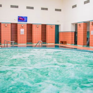 Turčianské Teplice pro seniory: Hotel Rezident *** s polopenzí, unikátními procedurami, aquaparkem i galerií