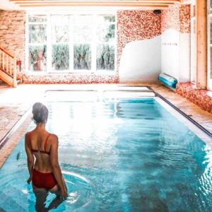 Relax u ski areálu v Jizerských horách: Jóga & Wellness Resortu Uko se snídaní/polopenzí a bazénem + 3 sauny