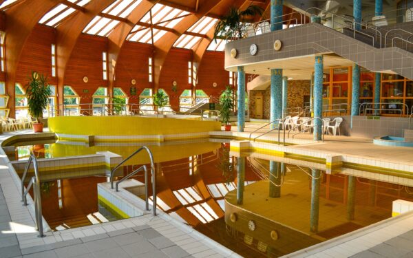Maďarsko 2022: Lázeňské Tiszaújváros v Tisia Hotelu ****+ s polopenzí a neomezeným vstupem do termálů s bazény
