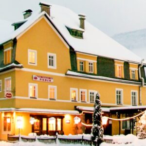 Korutany v blízkosti jezer: Hotel Villa Huber *** s neomezeným wellness, polopenzí a vyžitím pro každého