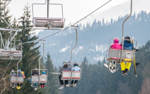 Polské Krkonoše 7 km od hranic s ČR: Penzion Pod Bukami s neomezeným wellness s bazénem a saunami + polopenze