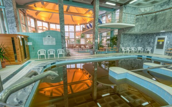 Dokonalý relax v lázních Hajdúszoboszló v Hotelu Barátság *** s termálním wellness a polopenzí