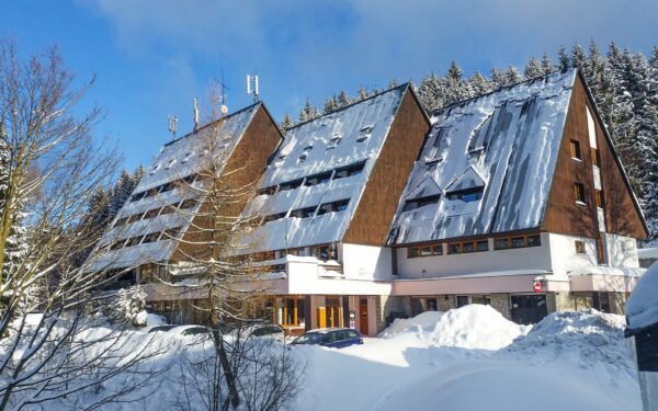 Krkonoše u Mumlavského vodopádu v Parkhotelu Harrachov *** s Harrachov Card s polopenzí + pivo a víno k večeři