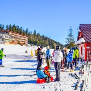 Belianské Tatry přímo u ski areálu v Hotelu Magura s polopenzí, vstupem do wellness, dětským světem + vyžití