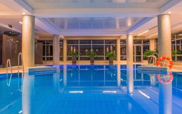 Polsko u českých hranic: Lázeňský Hotel Spa Medical Dwór Elizy *** s neomezeným wellness, masáží a polopenzí