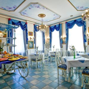 Praha přímo v historickém centru pod Petřínem: Hotel William *** se snídaní formou bufetu a úschovou zavazadel