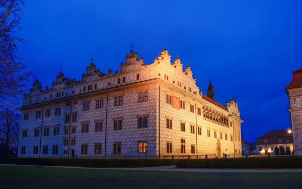 Litomyšl: Město Bedřicha Smetany přímo v centru a jen 550 m od zámku v Antik Hotelu Sofia *** se snídaněmi