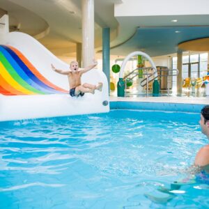 Sárvár: Hotel R31 Residence s až 3 vstupy do lázní, wellness centrem, zapůjčením kol a snídaněmi + až 3 večeře