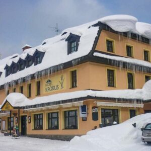 Pec pod Sněžkou jen 1,4 km od sjezdovky v Hotelu Krokus *** se snídaní/polopenzí/all inclusive + welcome drink