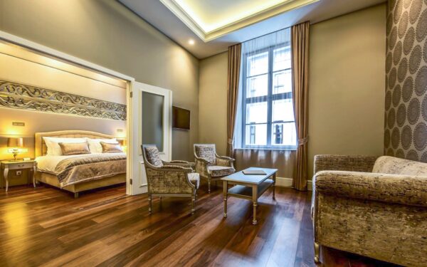 Budapešť přímo v centru v přepychovém Prestige Hotelu Budapest ****superior s neomezeným wellness + snídaně