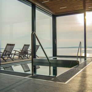 Slovensko u přehrady Zemplínská Šírava a aquaparku (400 m) v Hotelu Eurobus **** s polopenzí a wellness + pláž