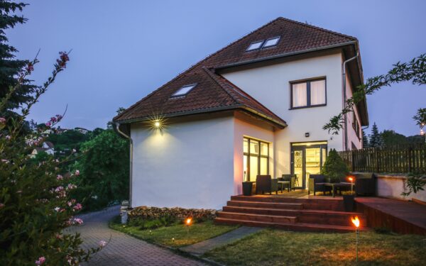 Moravské lázně Luhačovice: Hotel Vincent *** se snídaní, Proseccem a privátní saunou + sleva do pražírny kávy