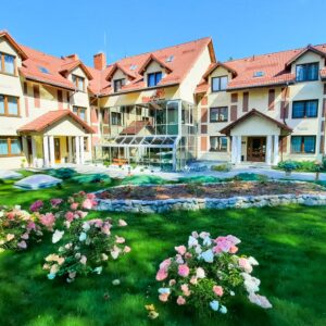 Polské Krkonoše 4 km od ski areálu: Malachit Medical Spa Hotel *** s neomezeným wellness a vyžitím + polopenze
