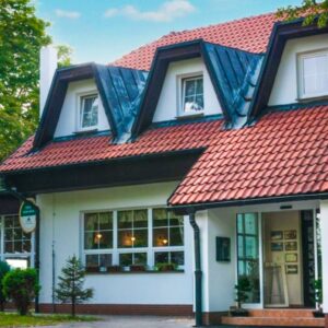 Valašsko: Nový Jičín u sjezdovky v Hotelu Na Skalkách *** se snídaní/polopenzí, láhví sektu, kávou a dezertem