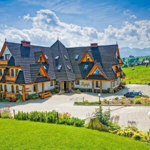 Polské Tatry 2 km od ski areálu: Hotel Redyk Ski&Relax *** s polopenzí, neomezeným wellness + sleva do termálů