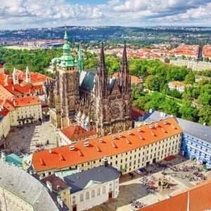 Pobyt v centru Prahy: Golden Angel Suites by Prague Residences ve studiu s kuchyňkou + víno a MHD lístky