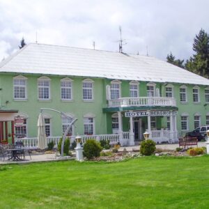 Krušné hory: Jáchymov jen 9 km od skiareálu Klínovec v Hotelu Berghof *** s polopenzí + kulečník