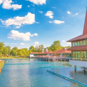 Hévíz jen 800 metrů od termálního jezera: Hotel Ágnes *** s neomezeným wellness, masáží a snídaněmi + slevy