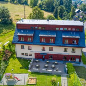 Jeseníky jen 700 m od sjezdovky v Hotelu Toč *** se snídaní, wellness centrem, slevovou kartou + dětský koutek