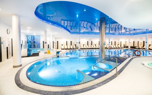 Polské Krkonoše v Hotelu Osada Sniezka *** se snídaní/polopenzí, neomezeným wellness i fitness + parádní herna