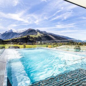 Kaprun v luxusním Tauern Spa Hotelu & Therme **** se 3 wellness centry, 12 bazény a 10 saunami + polopenze