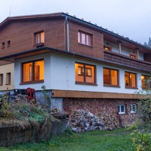 Krušné hory u německých hranic: Dovolená v Penzionu Jáchymoff se snídaněmi a relaxací v horké sauně (90 minut)