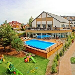 Baltské moře pár kroků od pláže: Tristan Hotel & SPA **** s polopenzí, neomezeným wellness a vyžitím pro děti