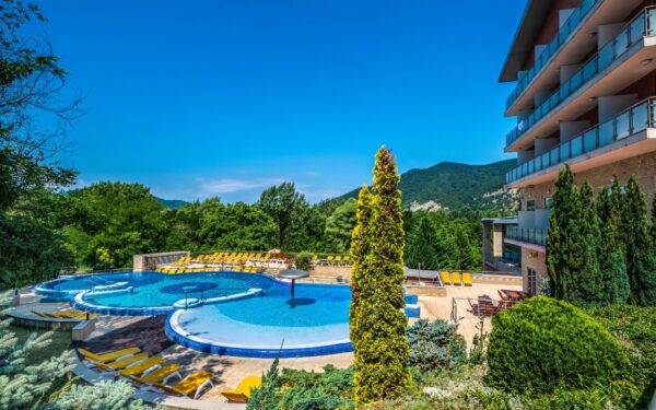 Maďarsko: Luxusní Thermal Hotel Visegrád ****+ s termálními lázněmi, wellness a polopenzí + dítě zdarma