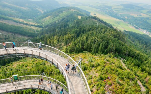Dolní Morava u Stezky v oblacích a Sky Bridge 721: Penzion Na Rozcestí s polopenzí a bohatým vyžitím pro děti