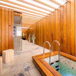 Chocerady u Prahy: Hotel Akademie Naháč **** s polopenzí, animacemi a kreativními i sportovními aktivitami