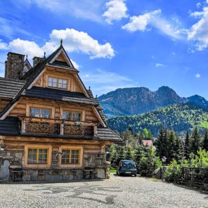 Polské Tatry: Zakopane v dřevěné Wille Tatrzanski Zomecek *** se snídaní, vstupem do sauny + koupací sud