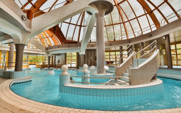 Maďarsko: Eger jen 400 m od termálních lázní v Hotelu Unicornis *** s neomezeným wellness a polopenzí