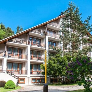Bílé Karpaty: Víkend v Hotelu Radějov **** s polopenzí, degustací, neomezenou konzumací vína a wellness