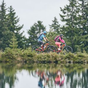 Slovinské Korutany v Grmovškov Dom Mountain Hut se snídaní/polopenzí, půjčením kol a slevou na aktivity
