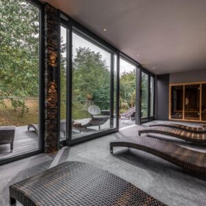 Praha luxusně ve Volcano Spa Hotelu **** se snídaněmi, wellness a fitness centry, masáží a poukazem na večeři